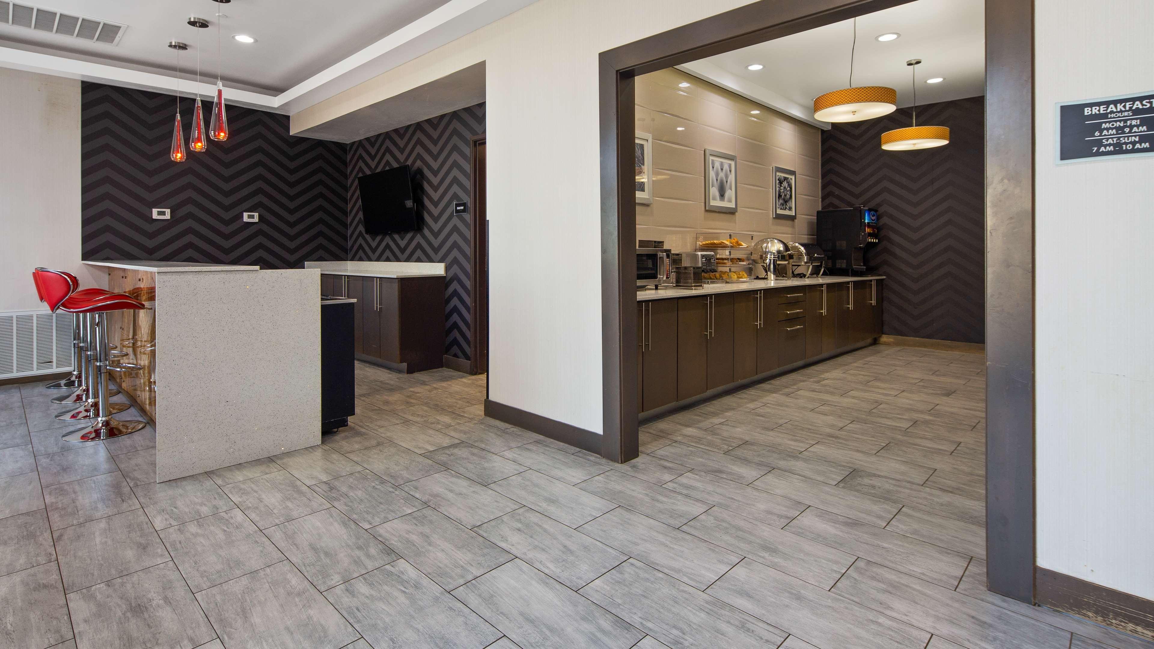 Best Western Plus Inn Of Muskogee Exterior photo