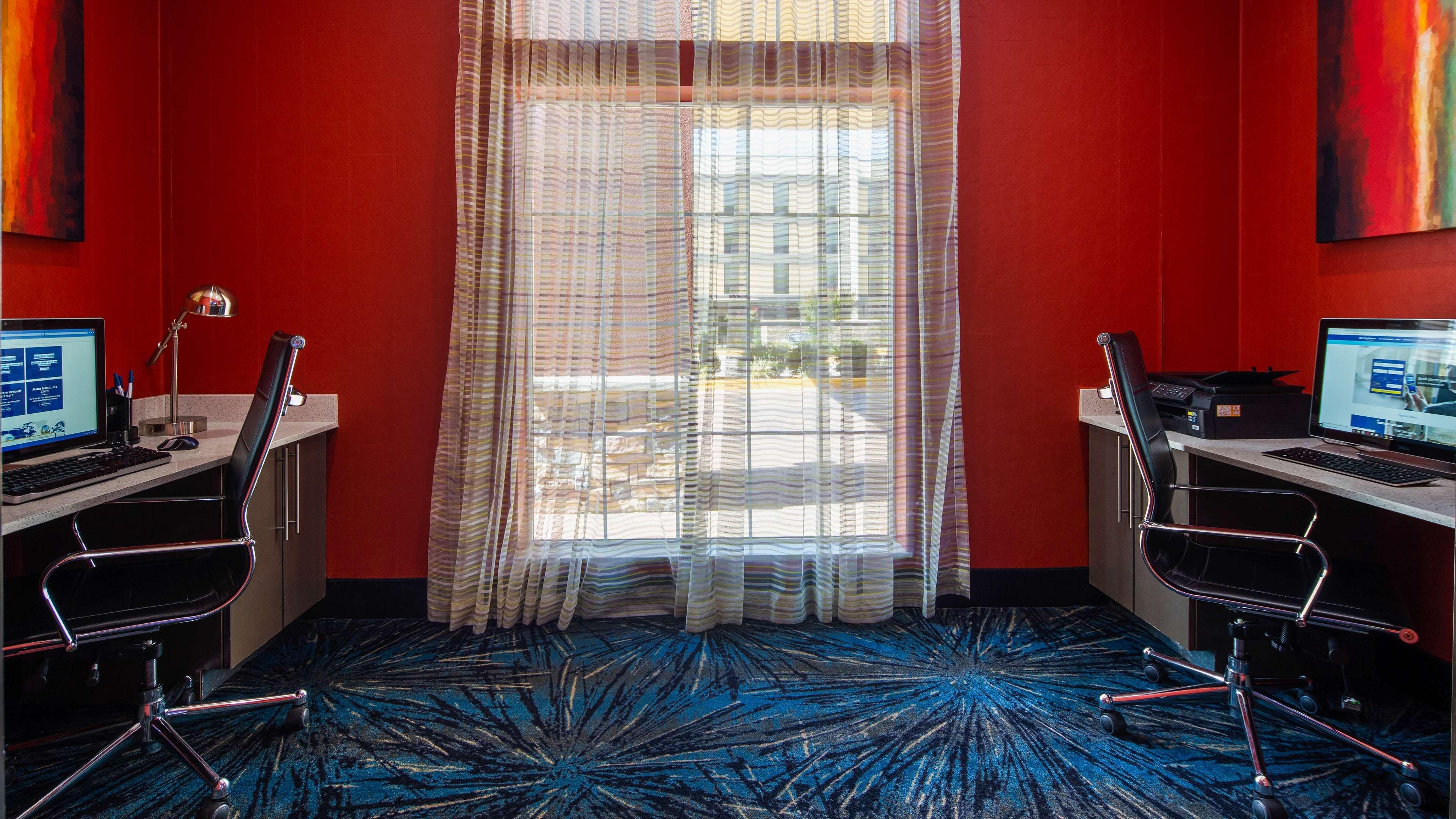 Best Western Plus Inn Of Muskogee Exterior photo
